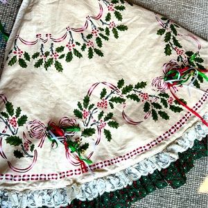 Farmhouse perfect tree skirt handmade quilted cottage core